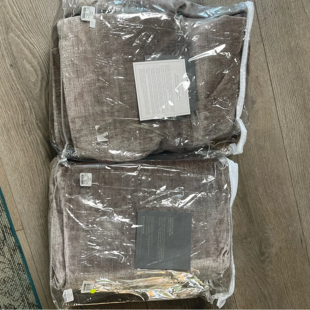 Restoration Hardware, Italian Luxe Velvet Faile Drapery, 100x84. Brand new